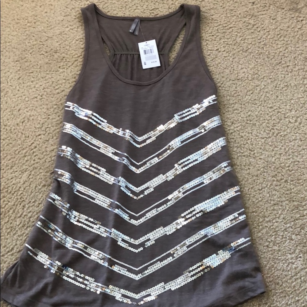 Tank too NWT